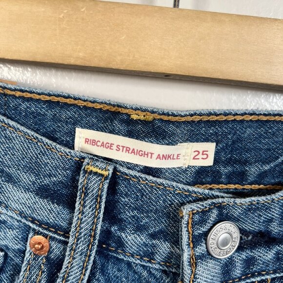 Levi's Ribcage Straight Ankle Jeans Size 25 Distressed Button Fly High Waist - Picture 3 of 12